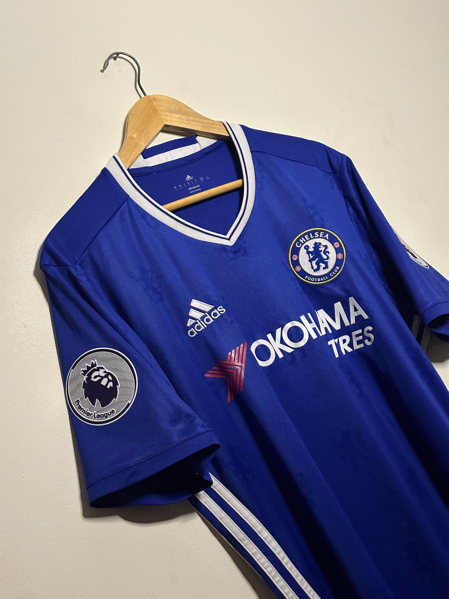 Eden Hazard Chelsea FC 2016-17 home football shirt (L)