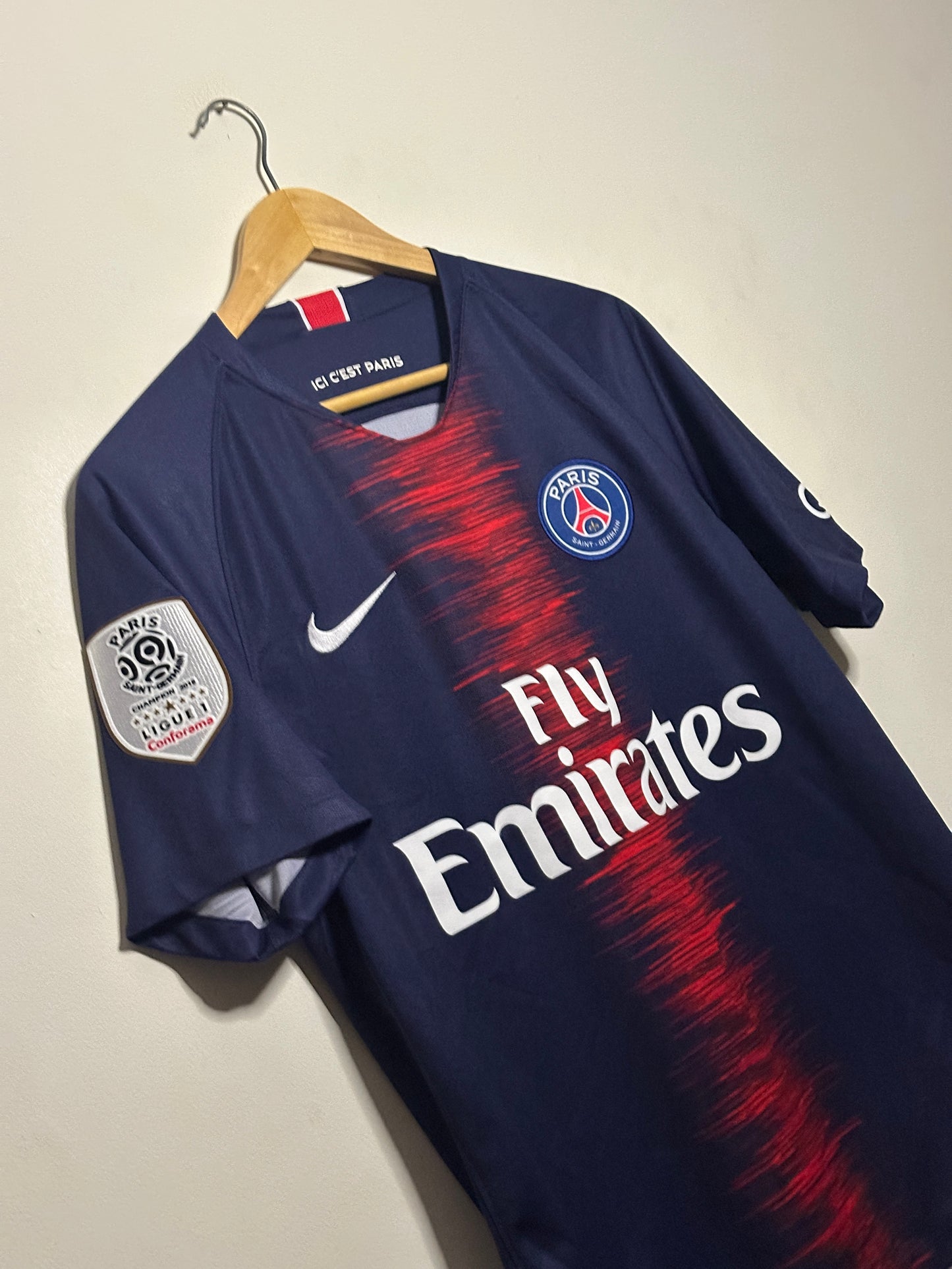 Neymar JR PSG 2018-19 home football shirt (M)