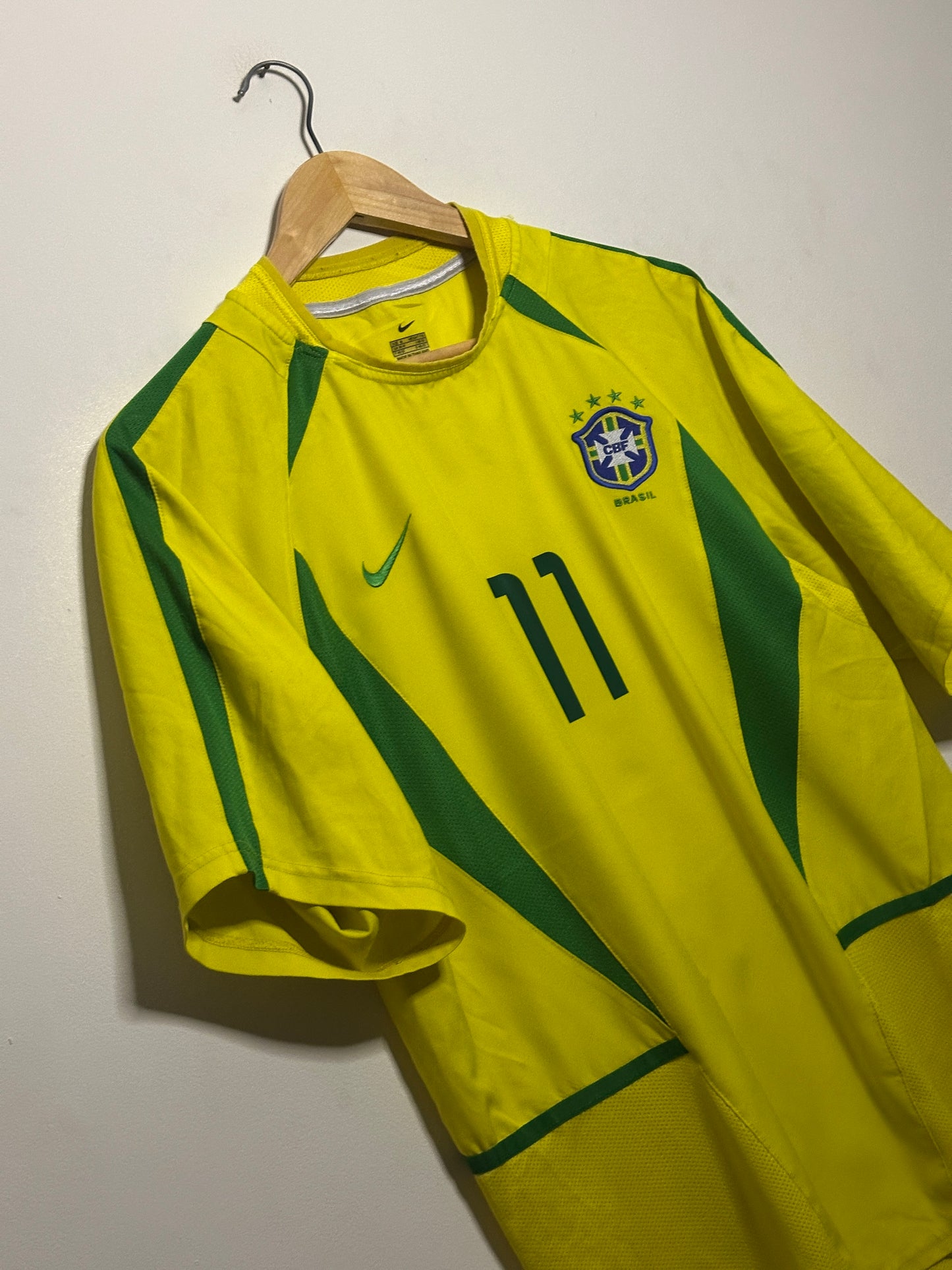 Ronaldinho Brazil 2002 World Cup home football shirt (M)
