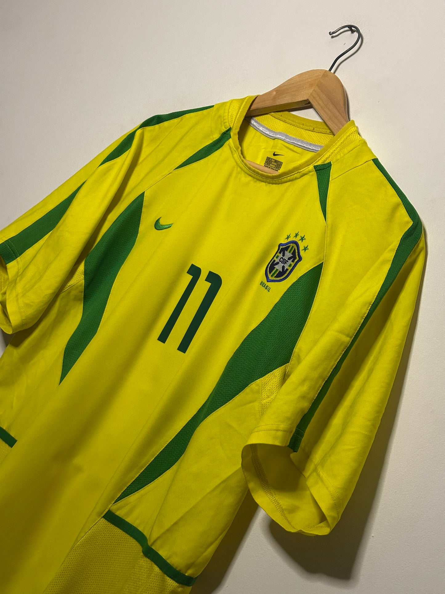 Ronaldinho Brazil 2002 World Cup home football shirt (M)