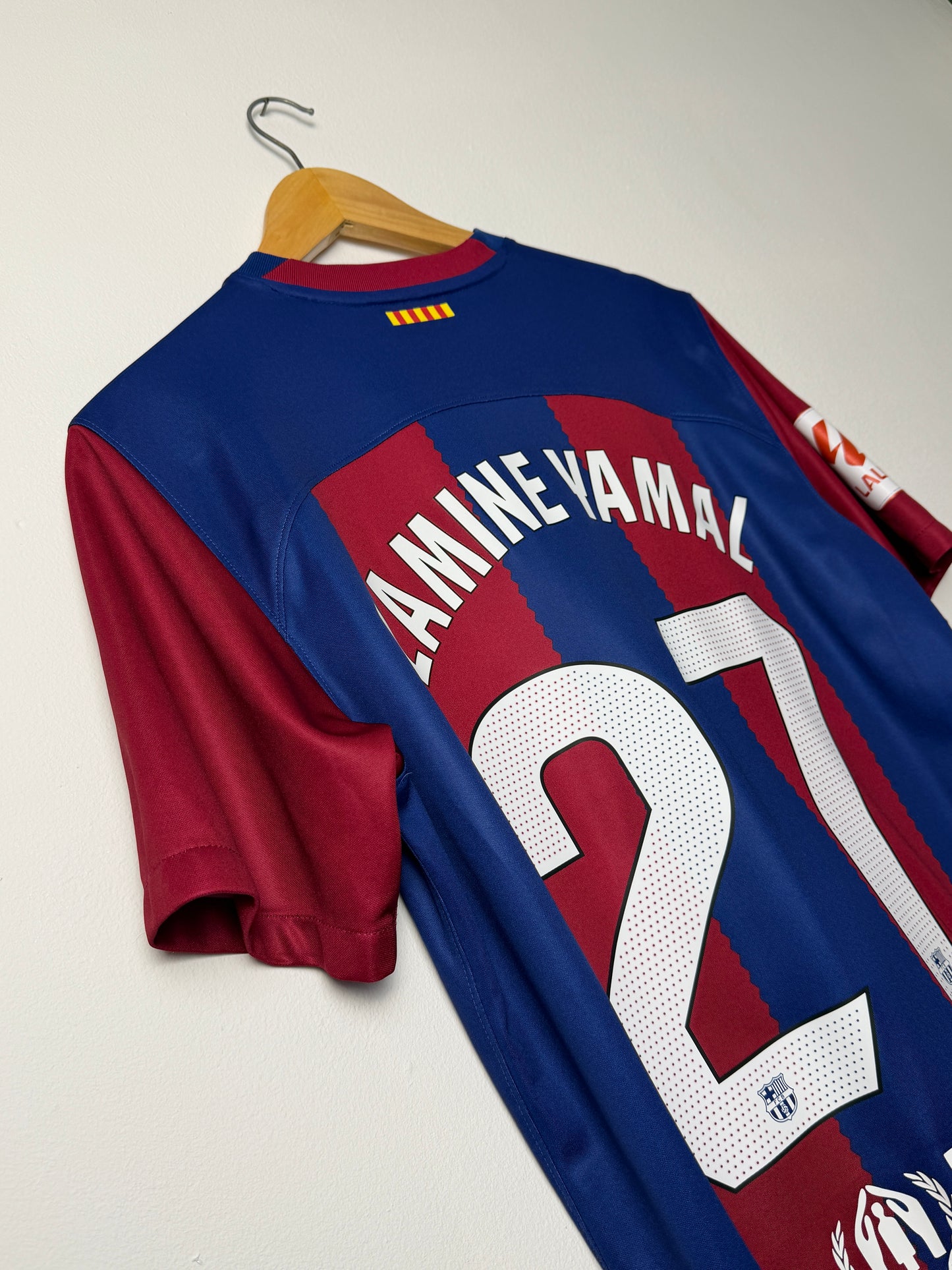 Lamine Yamal FC Barcelona 2023-24 home football shirt (M)