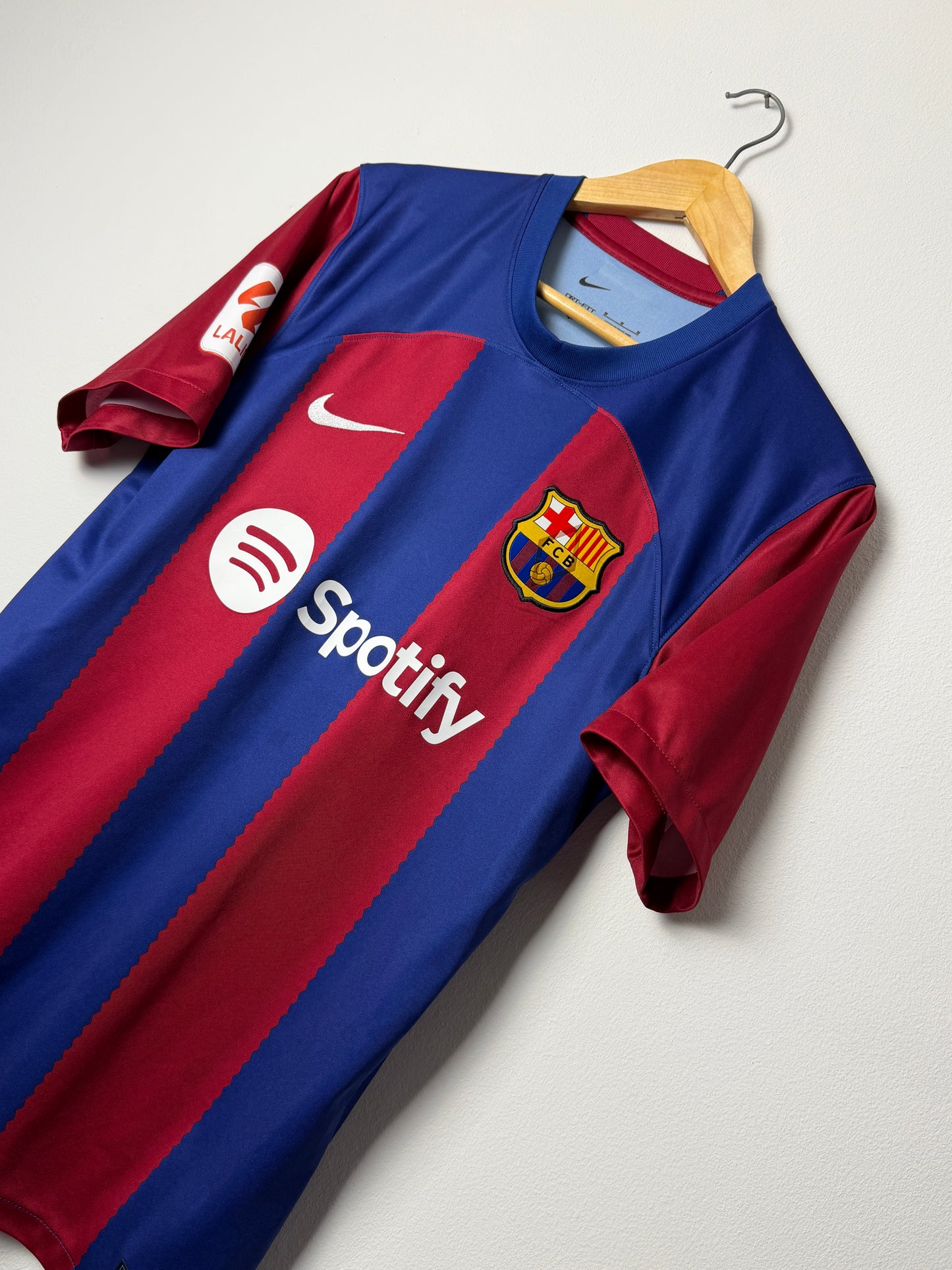 Lamine Yamal FC Barcelona 2023-24 home football shirt (M)