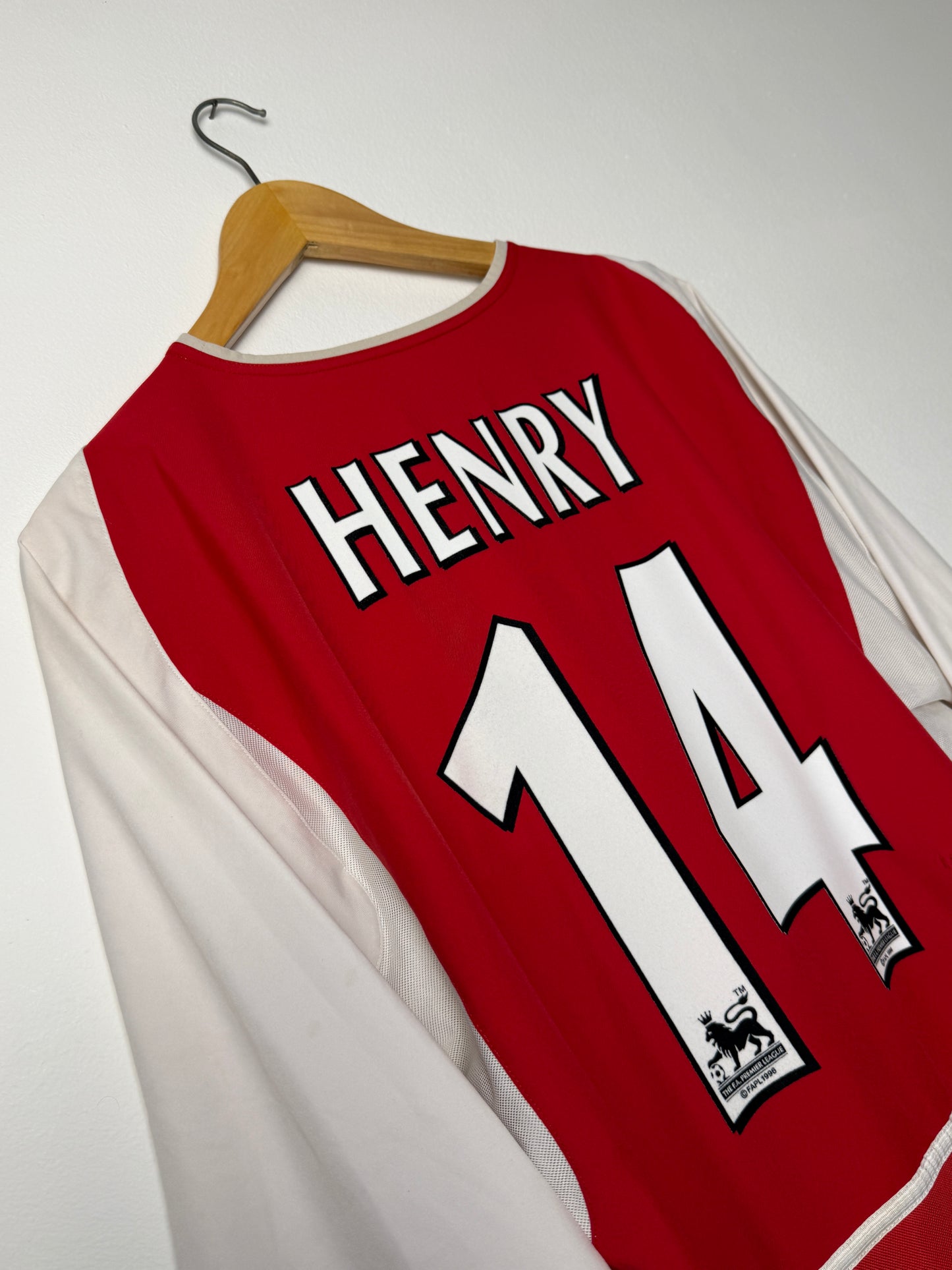 Thierry Henry Arsenal FC 2003-04 long sleeve home football shirt (M)