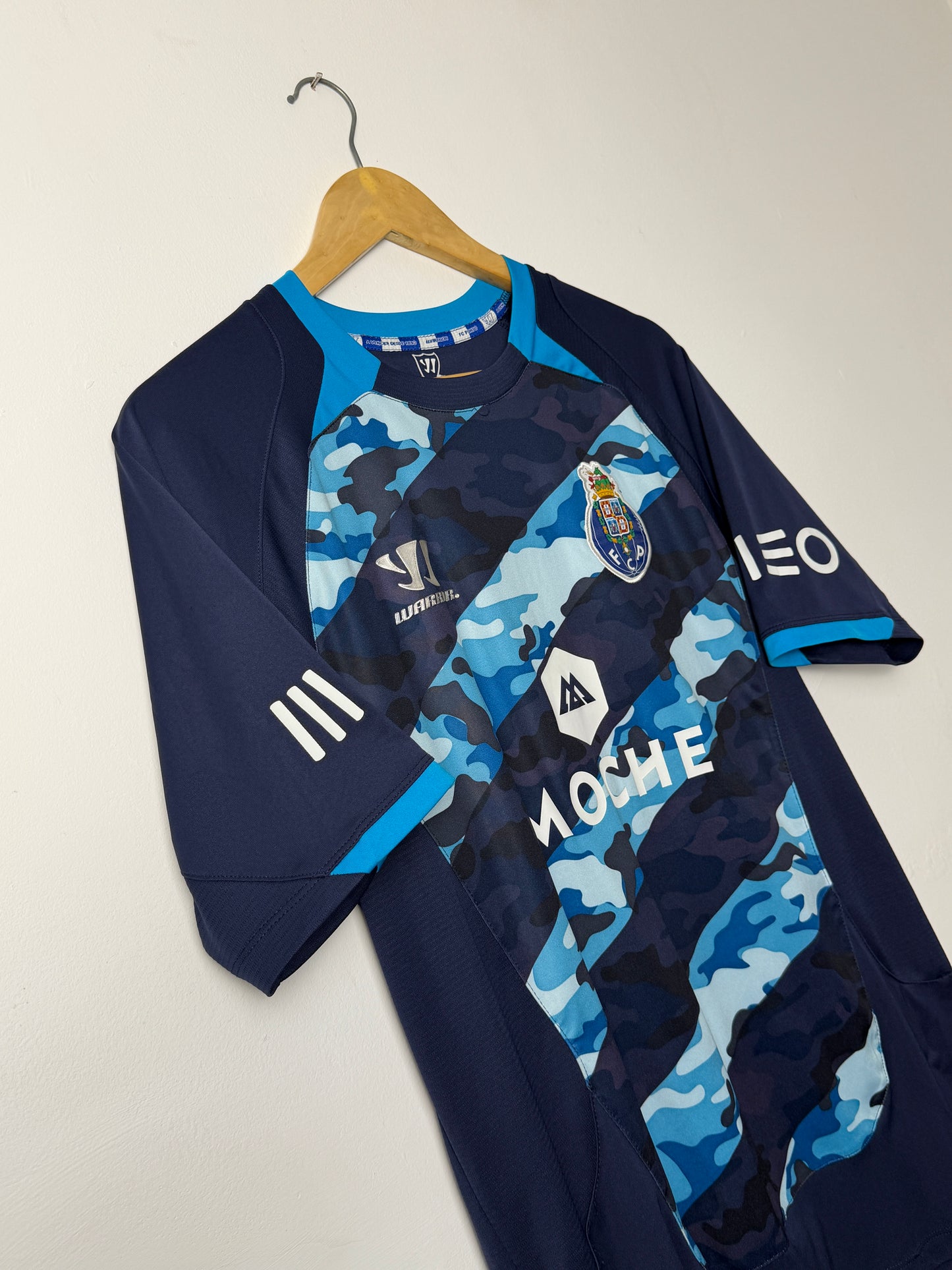 Ricardo Quaresma FC Porto 2014-15 away football shirt (M)