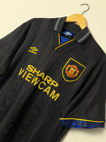Eric Cantona Manchester United 1994-95 away football shirt (L)