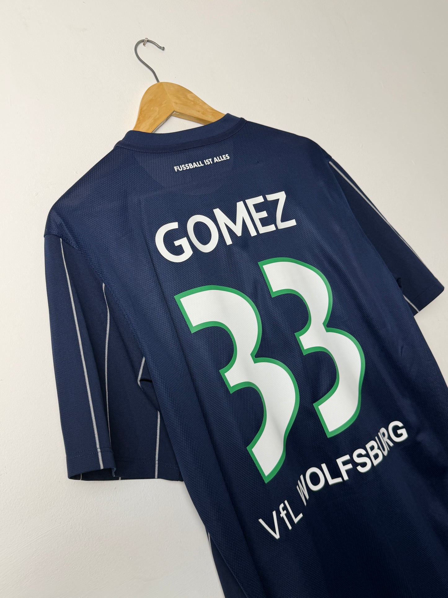 Mario Gomez VFL Wolfsburg 2016-17 third football shirt (L)