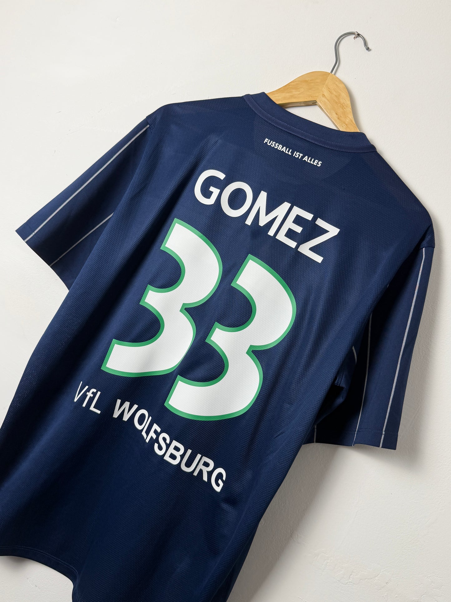 Mario Gomez VFL Wolfsburg 2016-17 third football shirt (L)