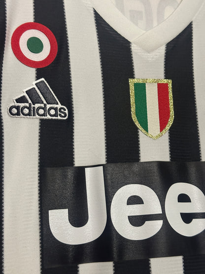 Paul Pogba Juventus FC 2015-16 home football shirt (L)
