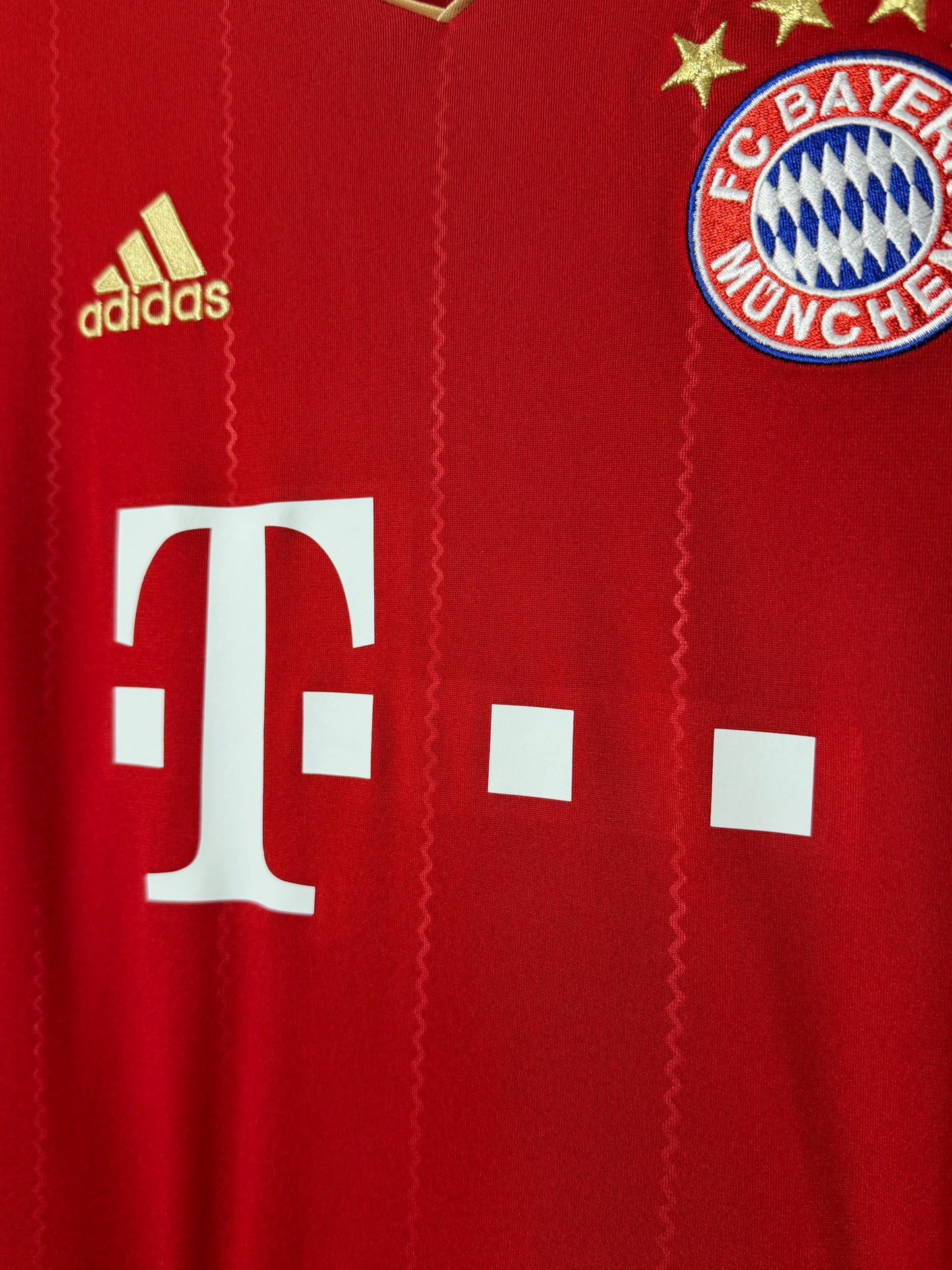 Arjen Robben FC Bayern Munich 2012-13 home football shirt (M)