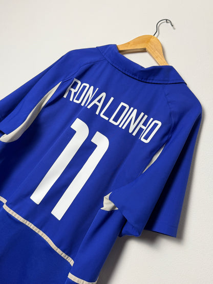 Ronaldinho Brazil 2002 away football shirt (L)