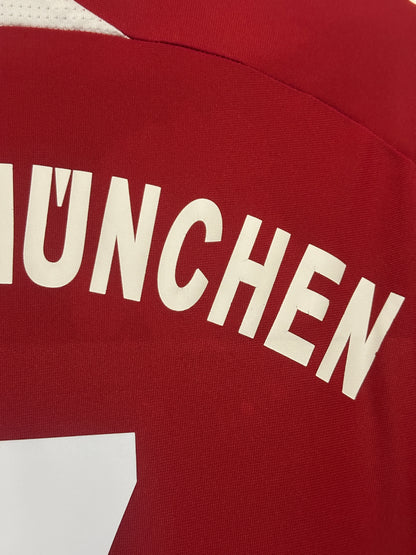 Franck Ribery FC Bayern Munich 2008-09 home football shirt (M)