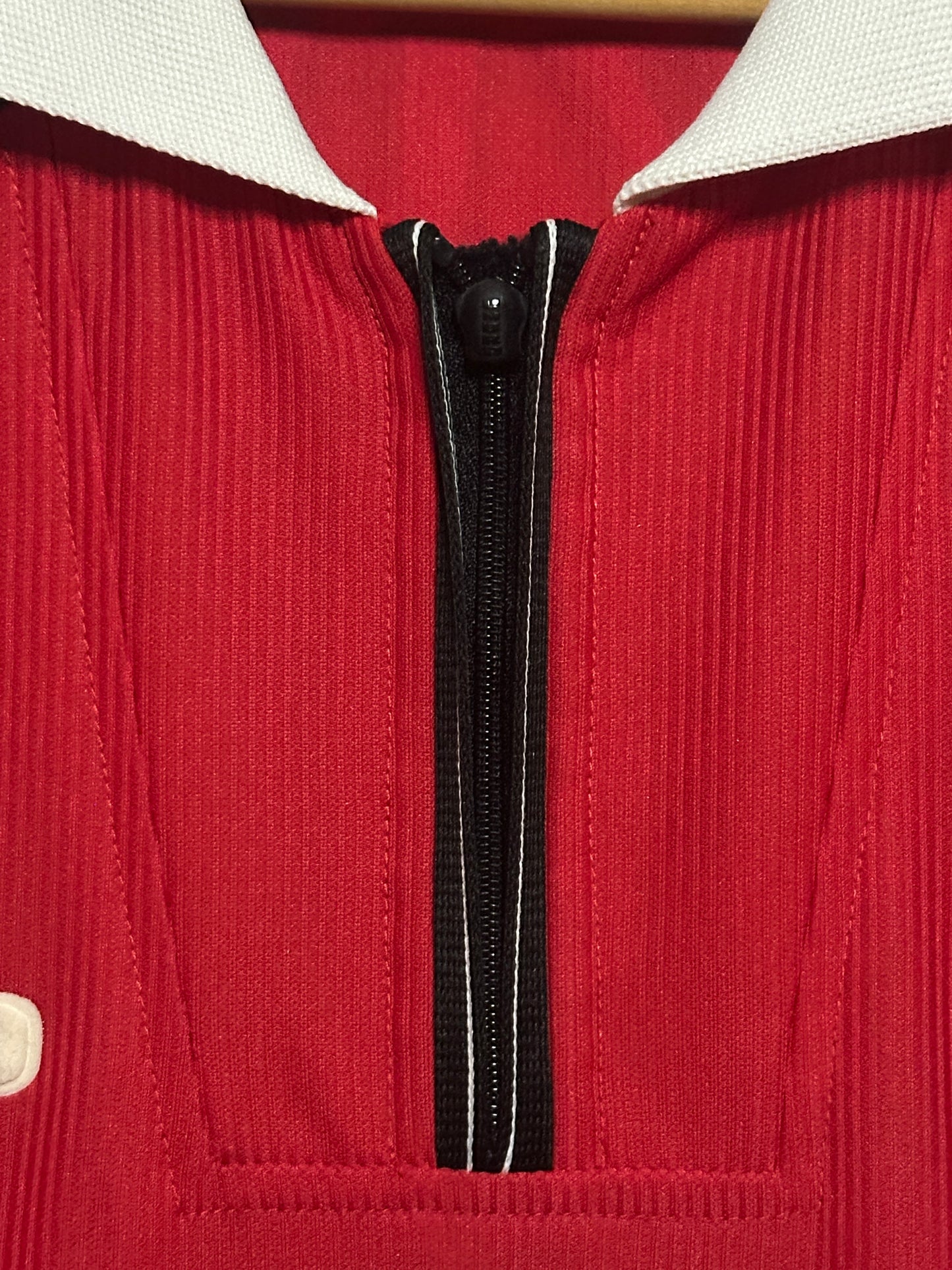 David Beckham Manchester United 1998-99 home football shirt (L)