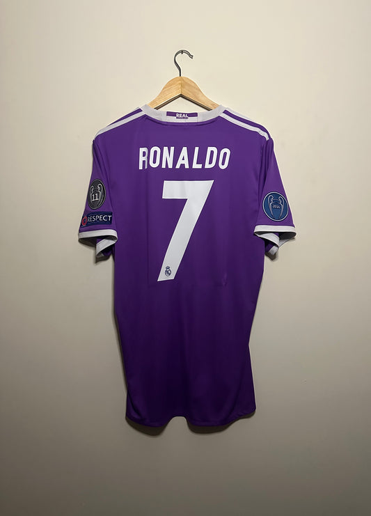 Cristiano Ronaldo Real Madrid CF 2016-17 away football shirt (L)