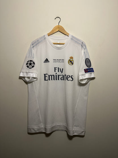 Gareth Bale Real Madrid CF 2015-16 home football shirt (XL)