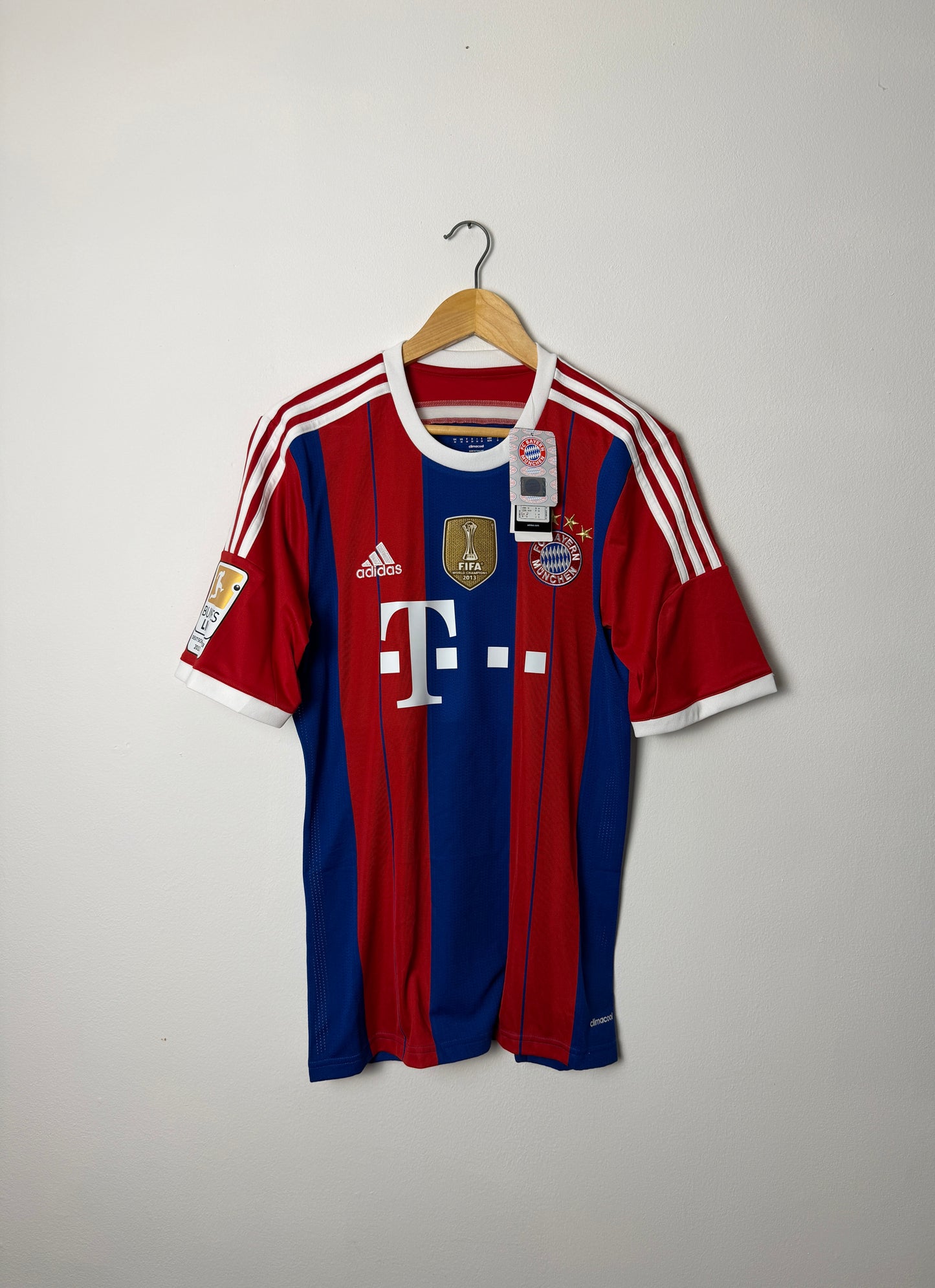 Robert Lewandowski FC Bayern Munich 2014-15 home football shirt (M)