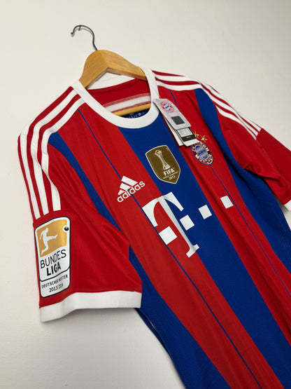 Robert Lewandowski FC Bayern Munich 2014-15 home football shirt (M)
