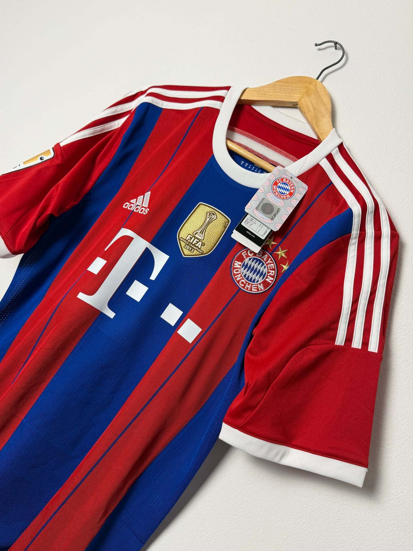Robert Lewandowski FC Bayern Munich 2014-15 home football shirt (M)