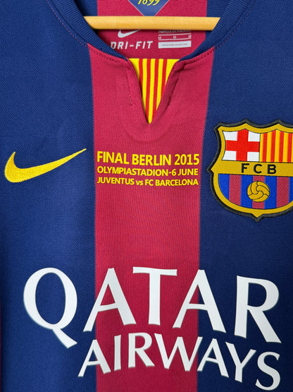 Luis Suarez FC Barcelona 2014-15 Champions League final edition home football shirt (M)