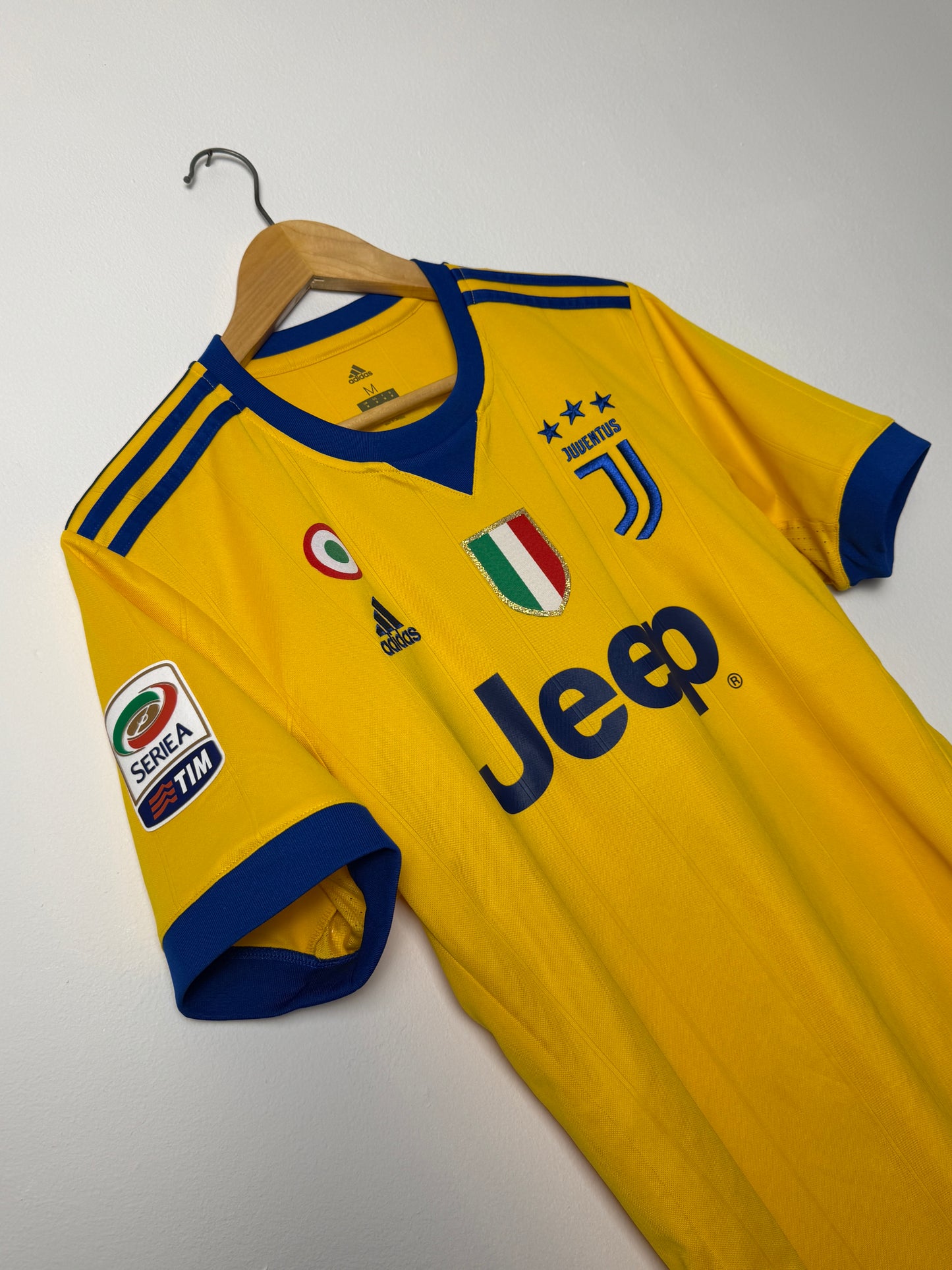 Paulo Dybala Juventus FC 2017-18 away football shirt (M)
