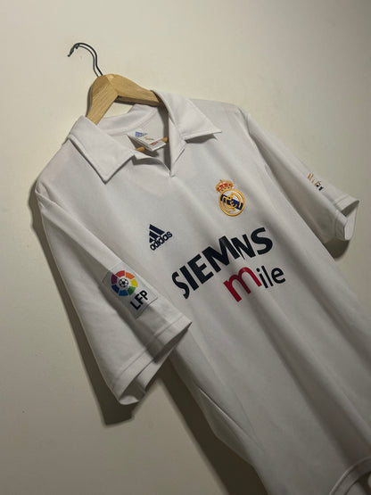 Ronaldo Real Madrid 2002-03 home football shirt (S)