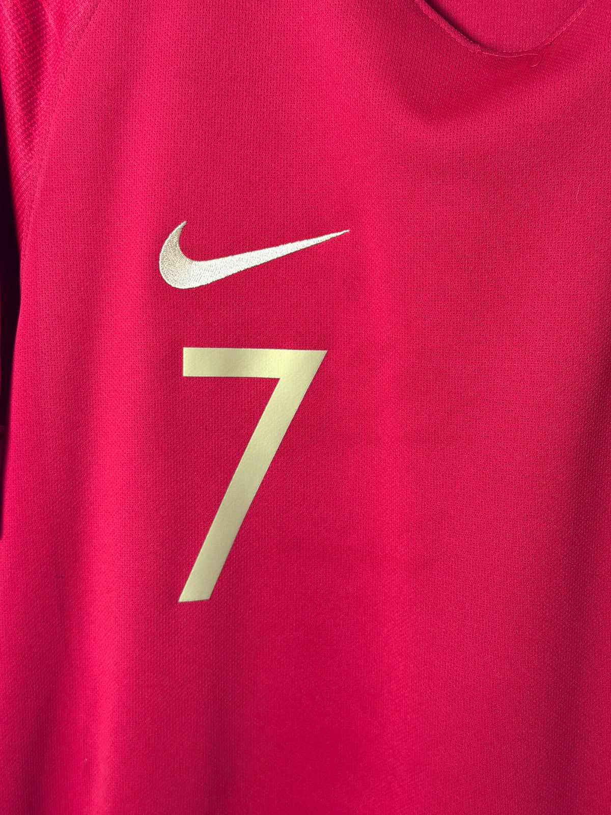 Cristiano Ronaldo Portugal 2018 World Cup home football shirt (M)