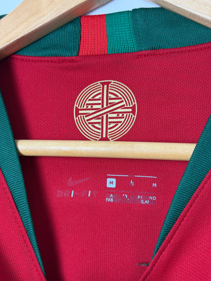 Cristiano Ronaldo Portugal 2018 World Cup home football shirt (M)