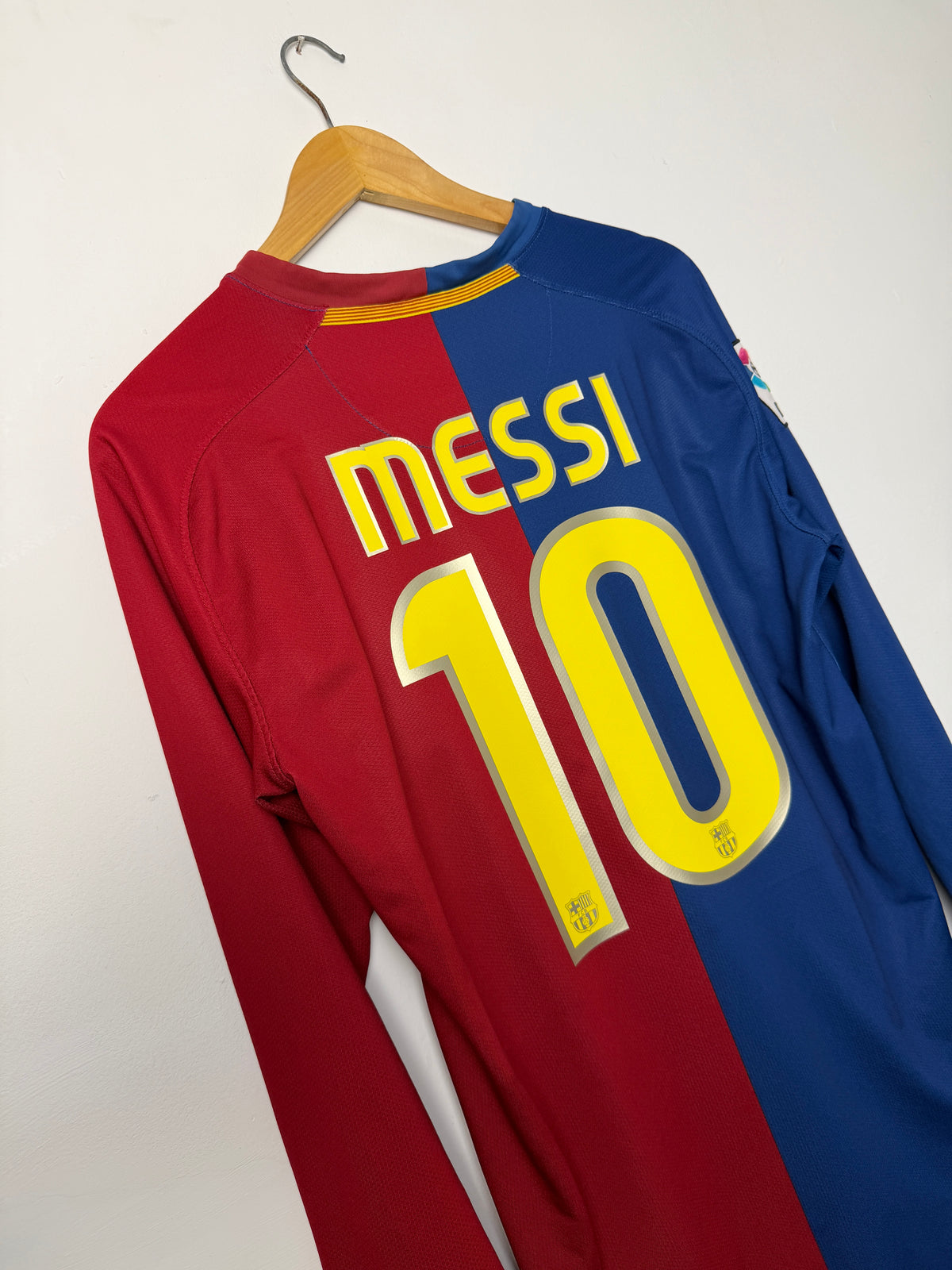 Lionel Messi FC Barcelona 2008-09 long sleeve home football shirt (M)