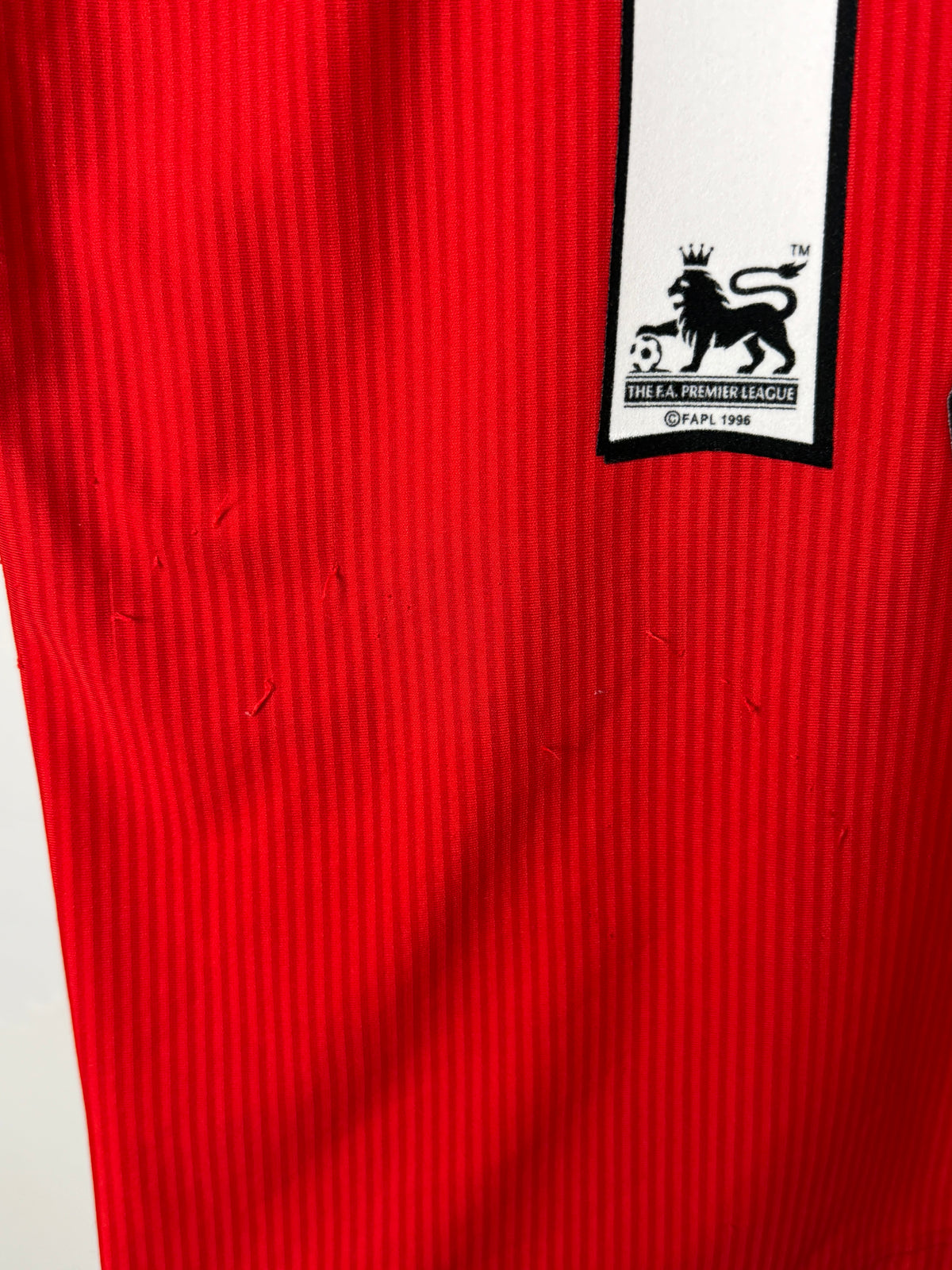 Steven Gerrard Liverpool FC 2002-04 home football shirt (M)