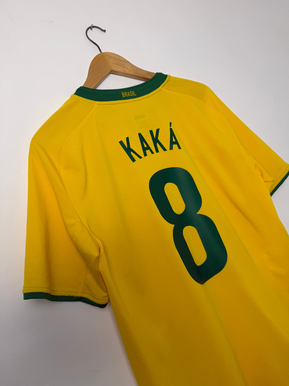 Kaka Brazil 2008 home football shirt (M)