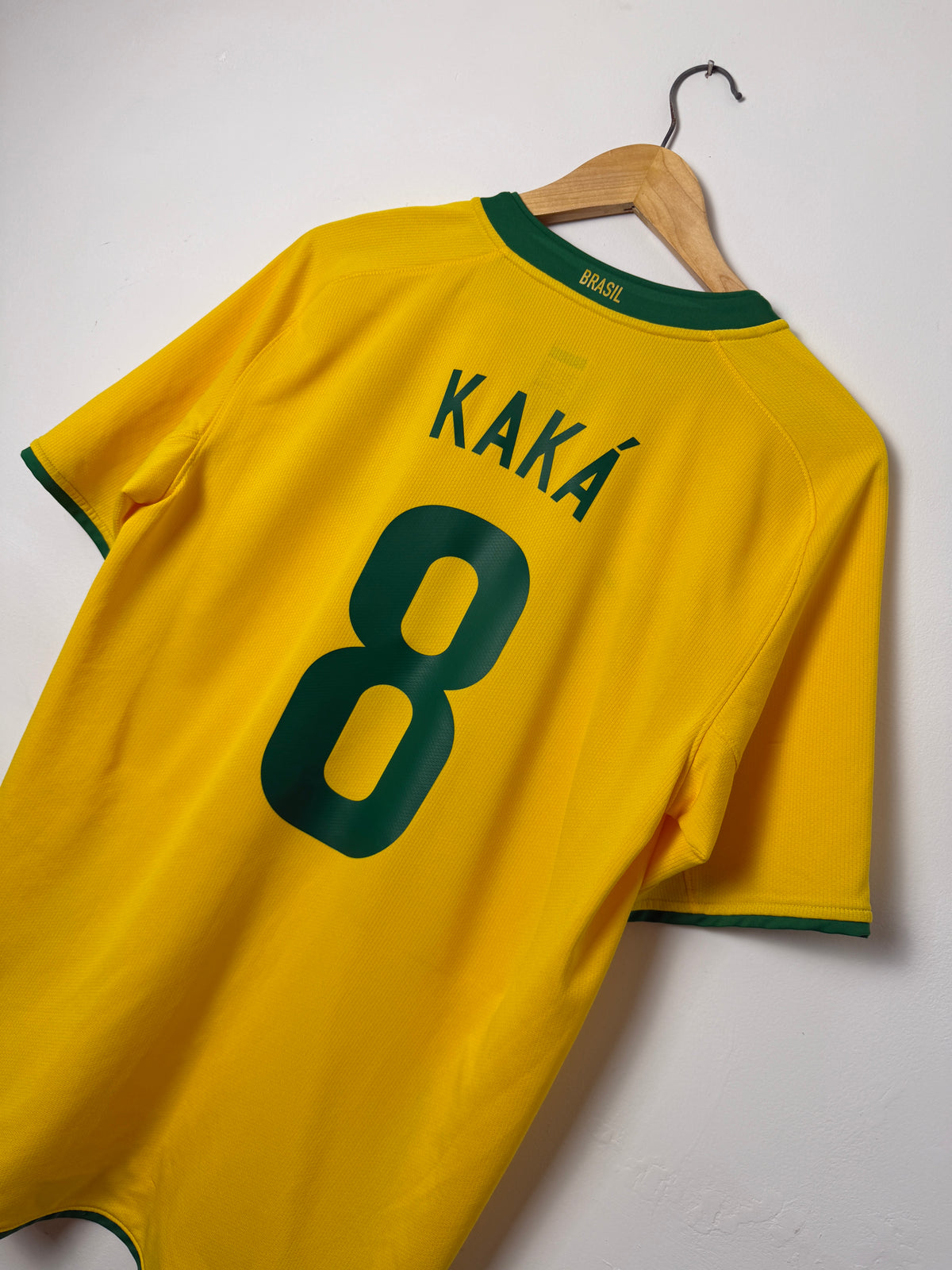 Kaka Brazil 2008 home football shirt (M)