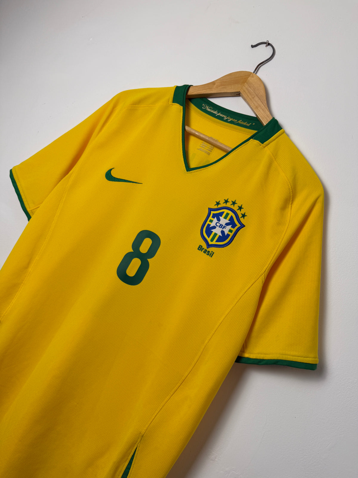 Kaka Brazil 2008 home football shirt (M)