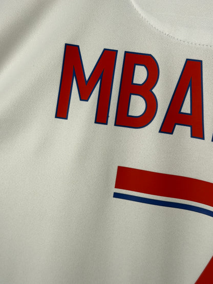 Kylian Mbappe PSG 2020-21 away football shirt (M)