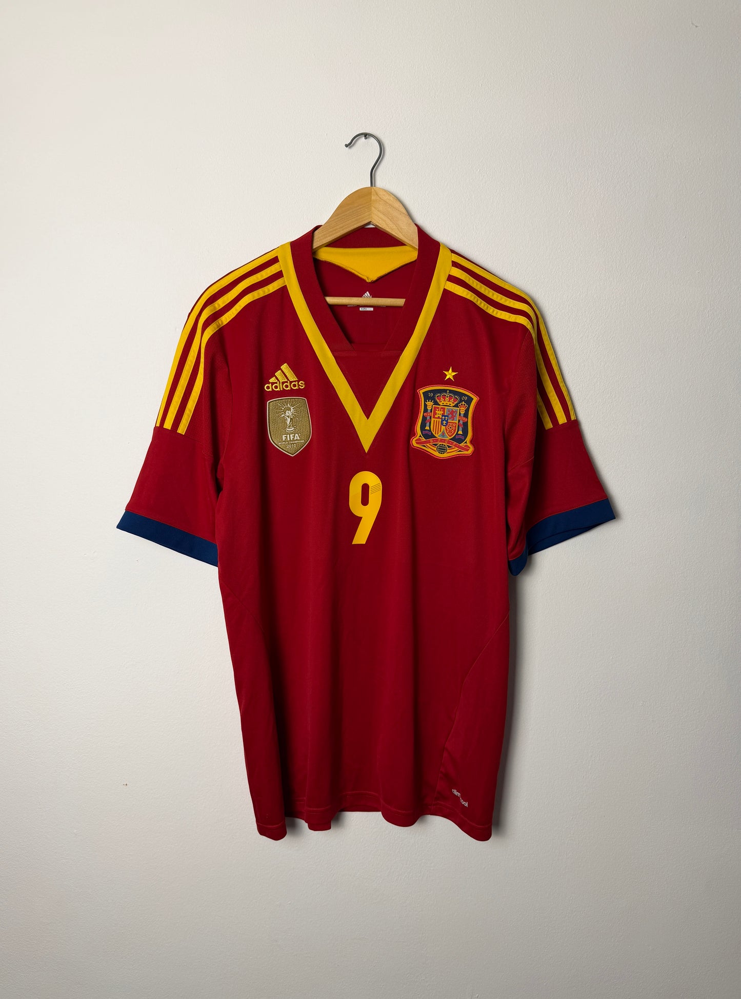 Fernando Torres Spain 2013 home football shirt (XL)