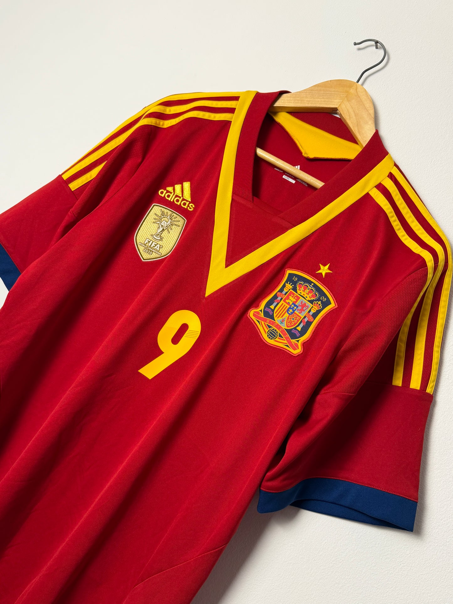 Fernando Torres Spain 2013 home football shirt (XL)