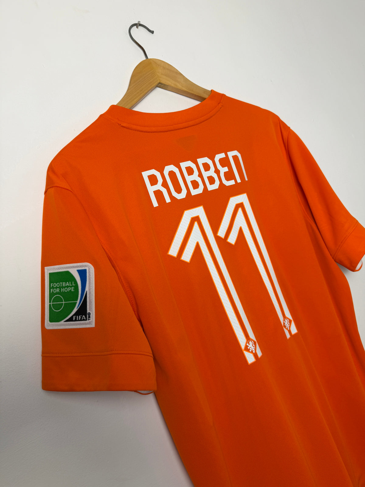 Arjen Robben Netherlands 2014 World Cup home football shirt (L)