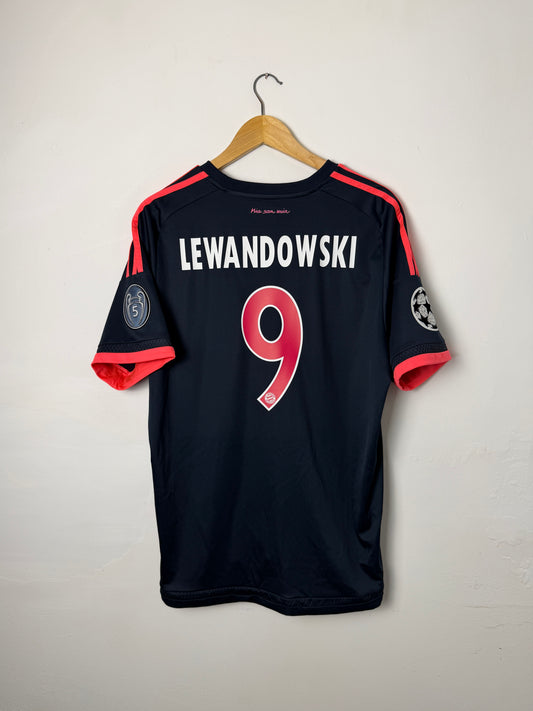 Robert Lewandowski FC Bayern Munich 2015-16 third football shirt (L)