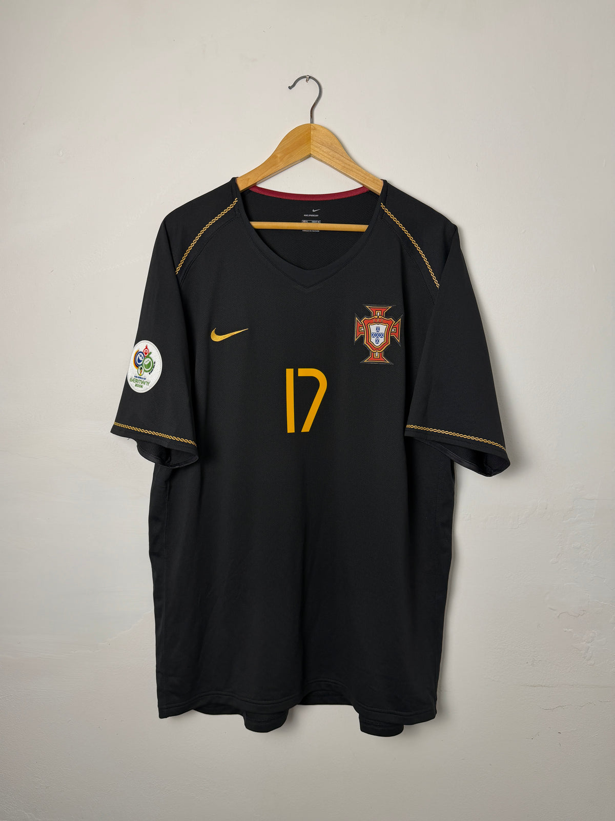 Cristiano Ronaldo Portugal 2006 World Cup away football shirt (XL)