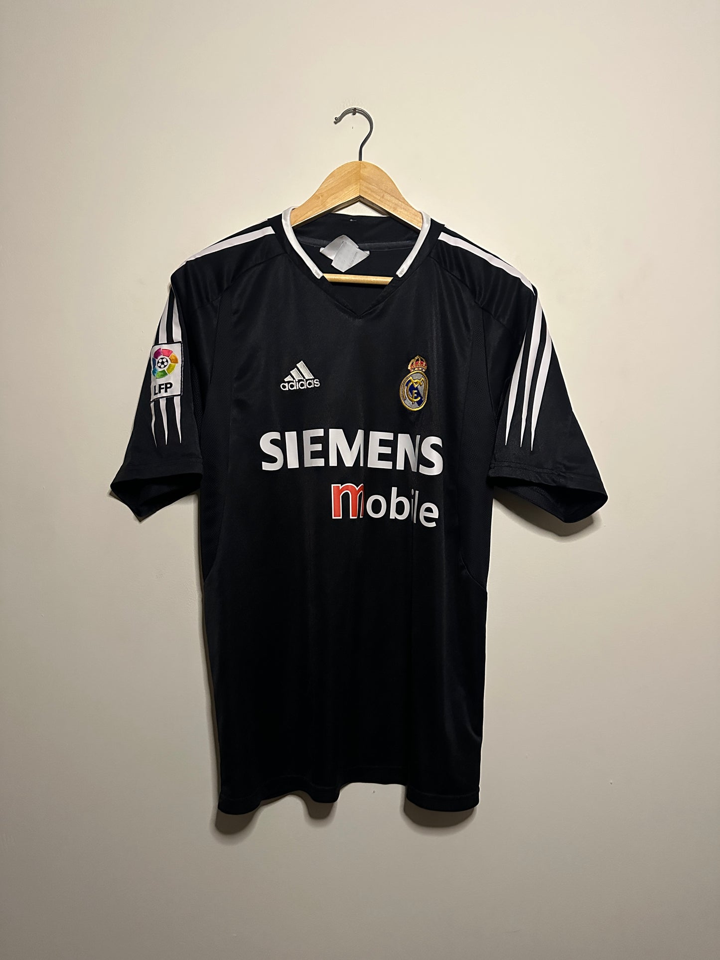 Zinedine Zidane Real Madrid CF 2004-05 away football shirt (S)