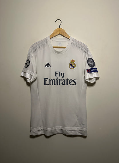 Cristiano Ronaldo Real Madrid CF 2015-16 home football shirt (M)