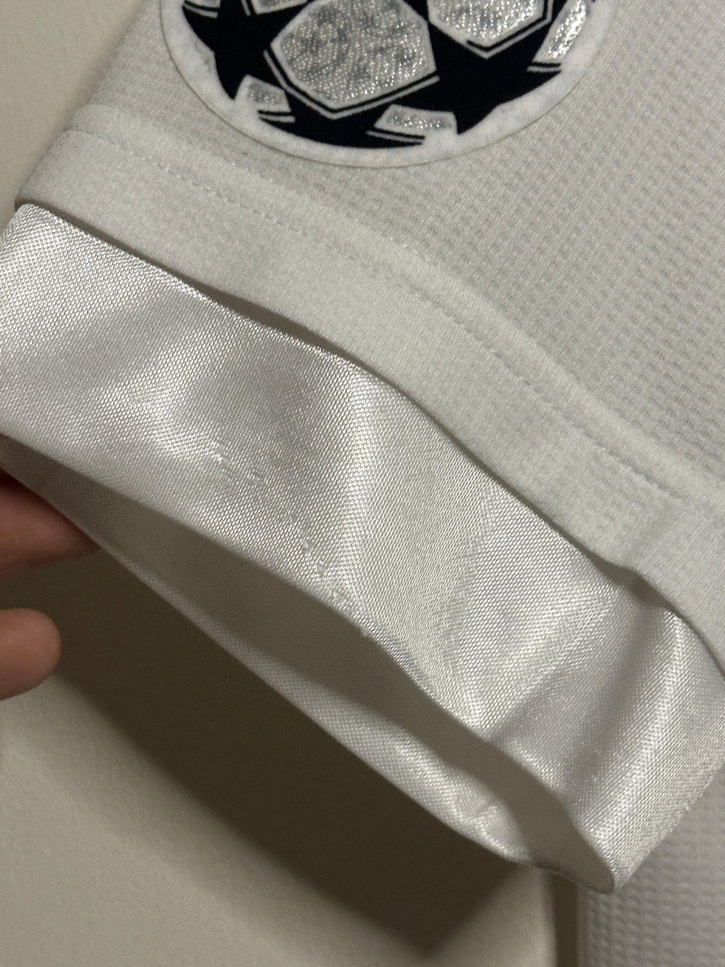 Cristiano Ronaldo Real Madrid CF 2015-16 home football shirt (M)