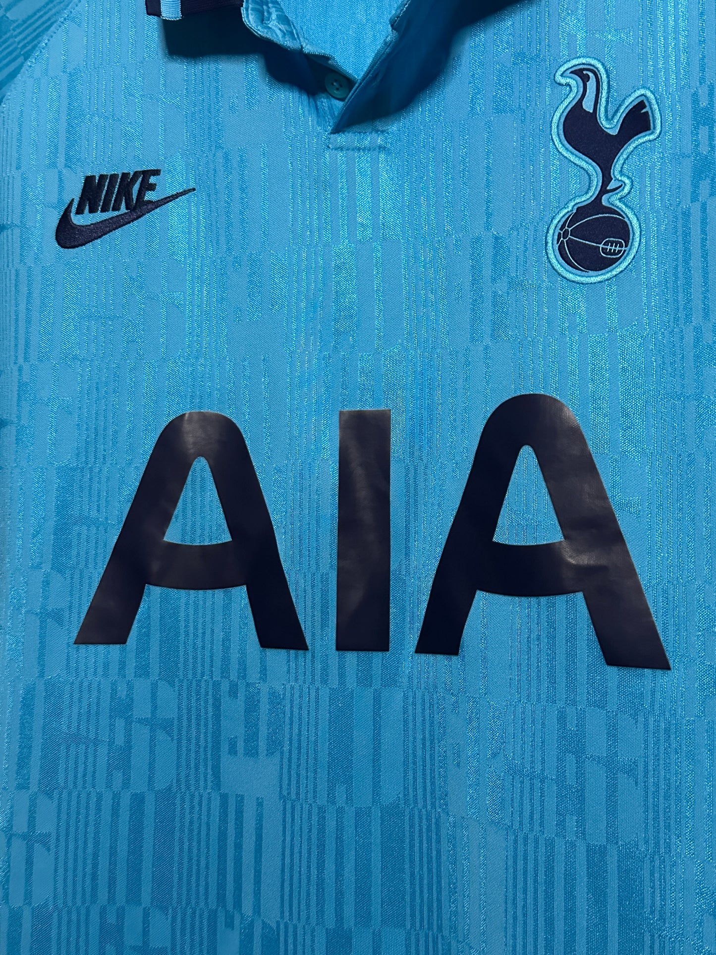 Harry Kane Tottenham Hotspur 2019-20 third football shirt (L)