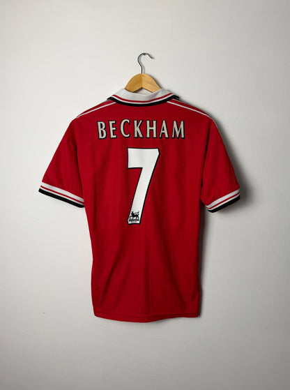 David Beckham Manchester United 1999-00 home football shirt (M)