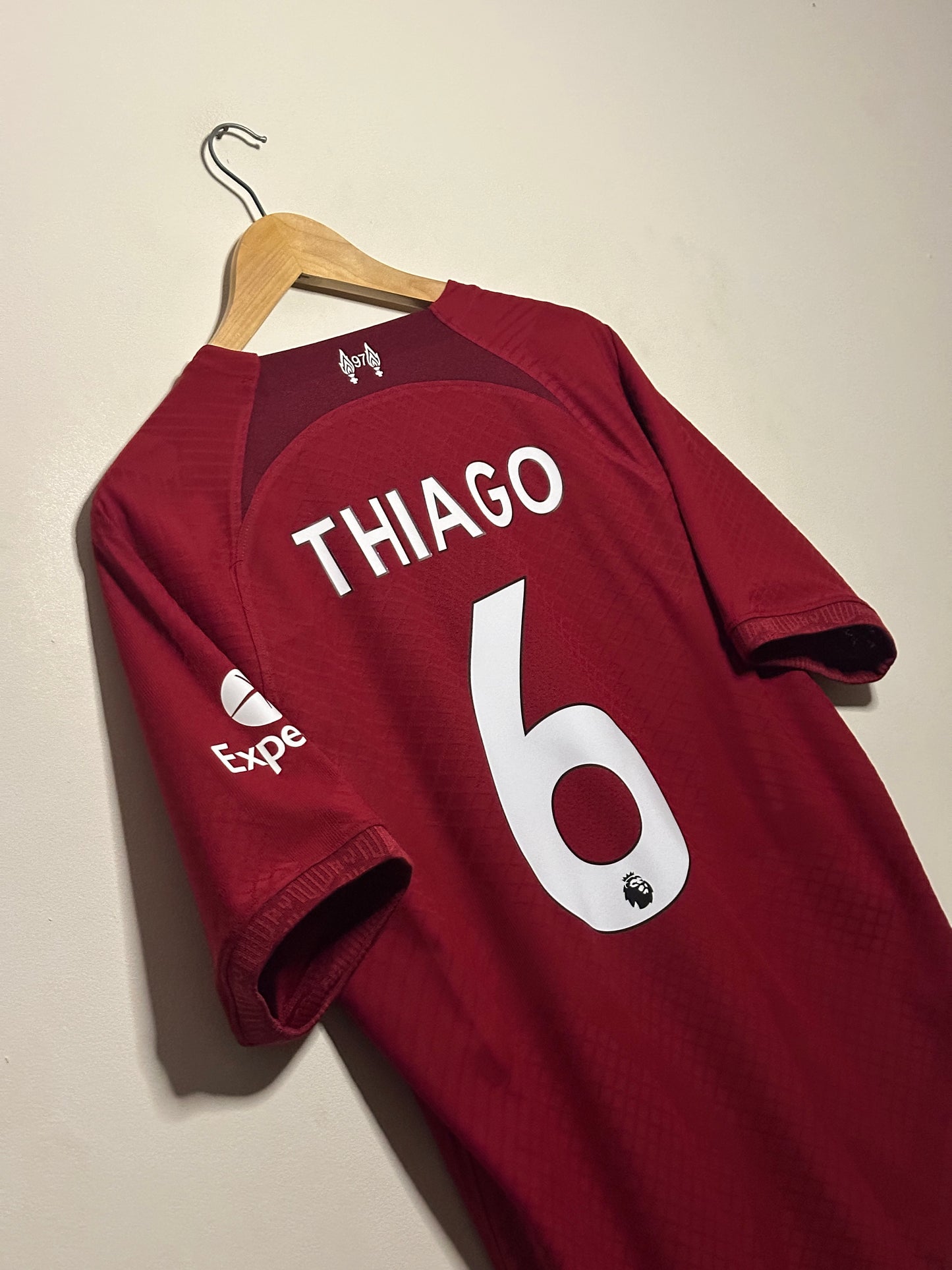 Thiago Liverpool FC 2022-23 player spec DRI-FIT ADV home football shirt (L)