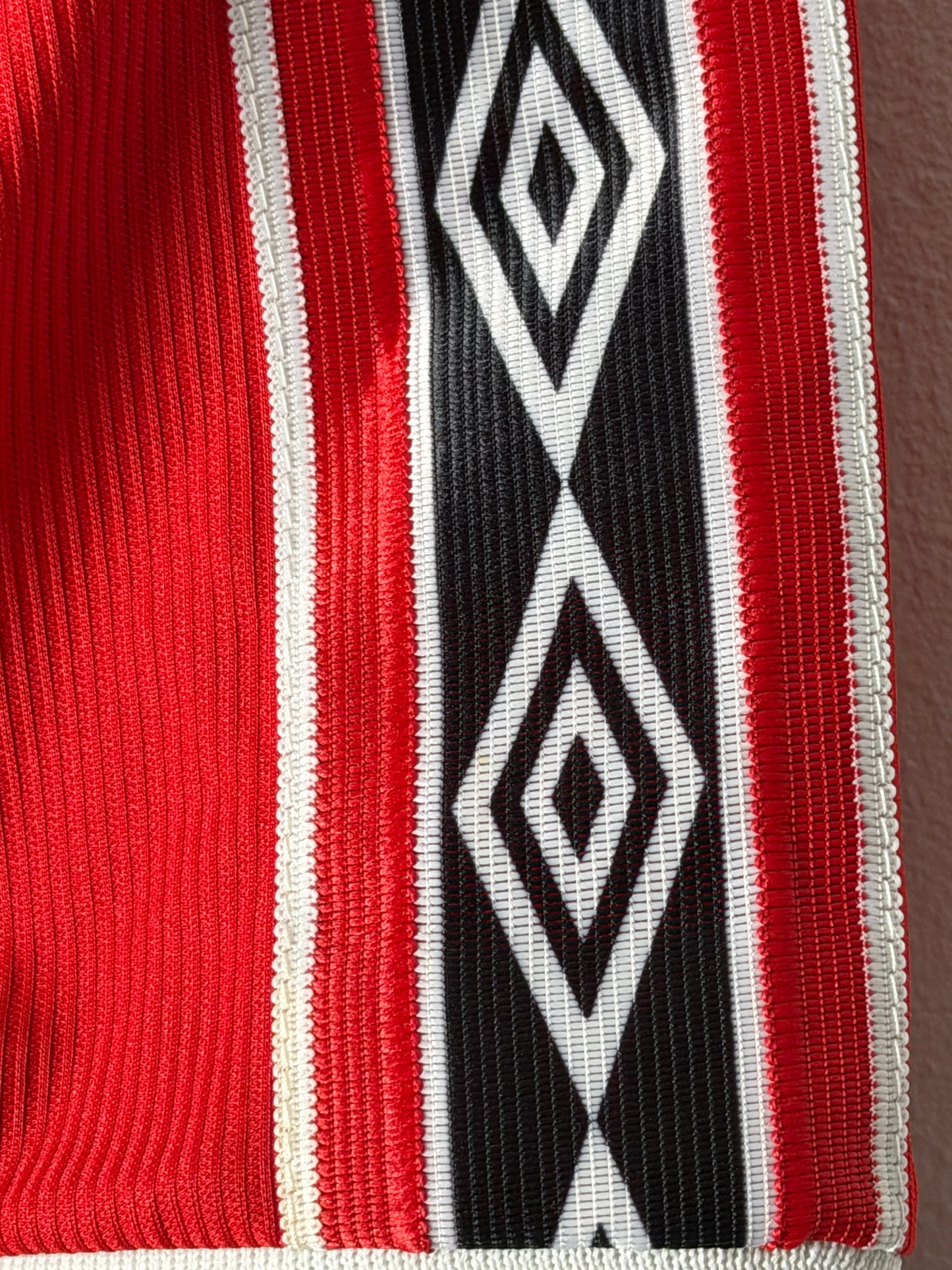 David Beckham Manchester United 1999-00 home football shirt (M)