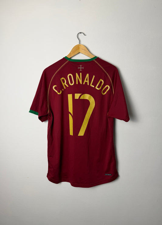 Cristiano Ronaldo Portugal 2006 home football shirt (M)