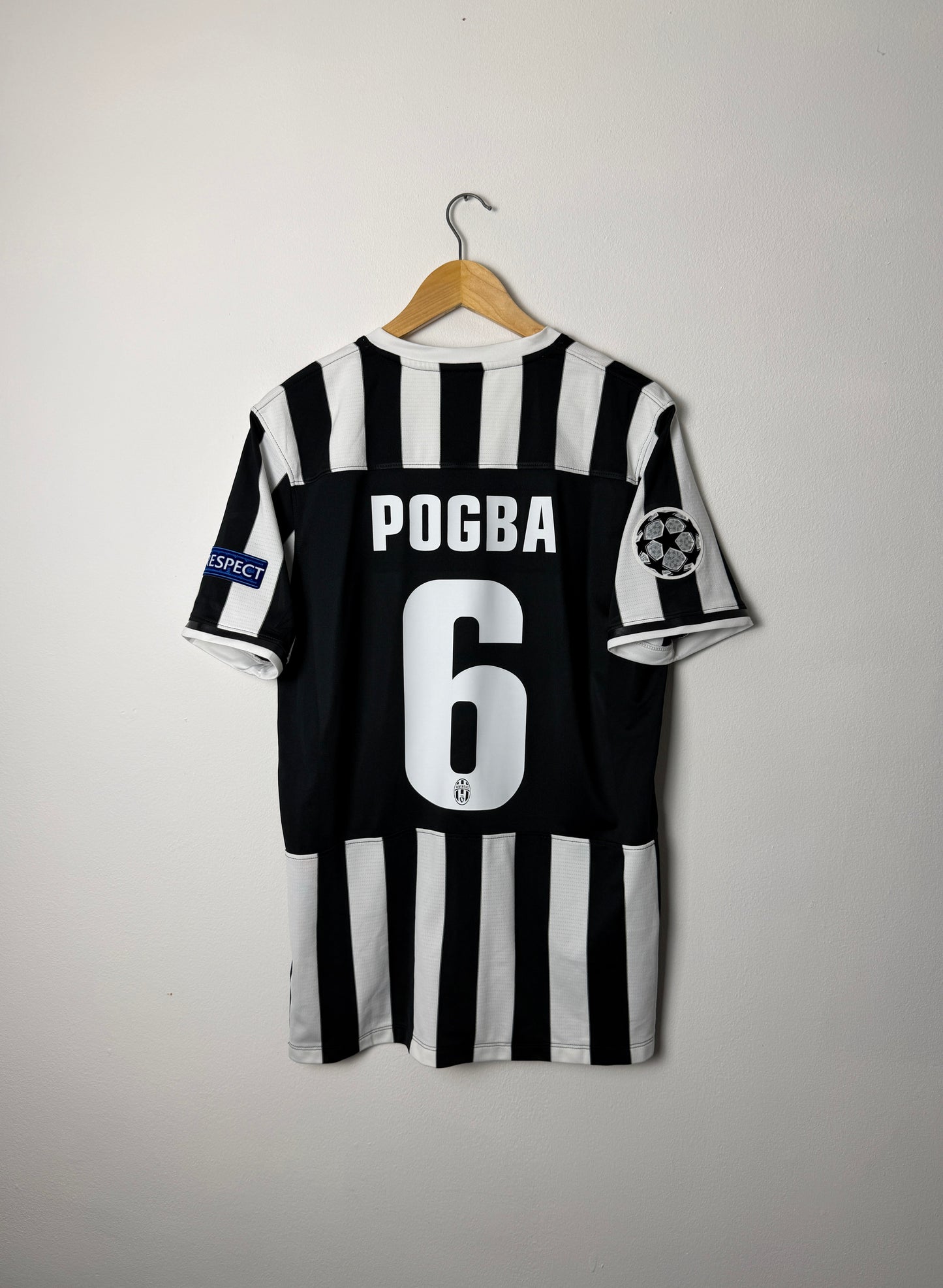 Paul Pogba Juventus FC 2013-14 home football shirt (L)