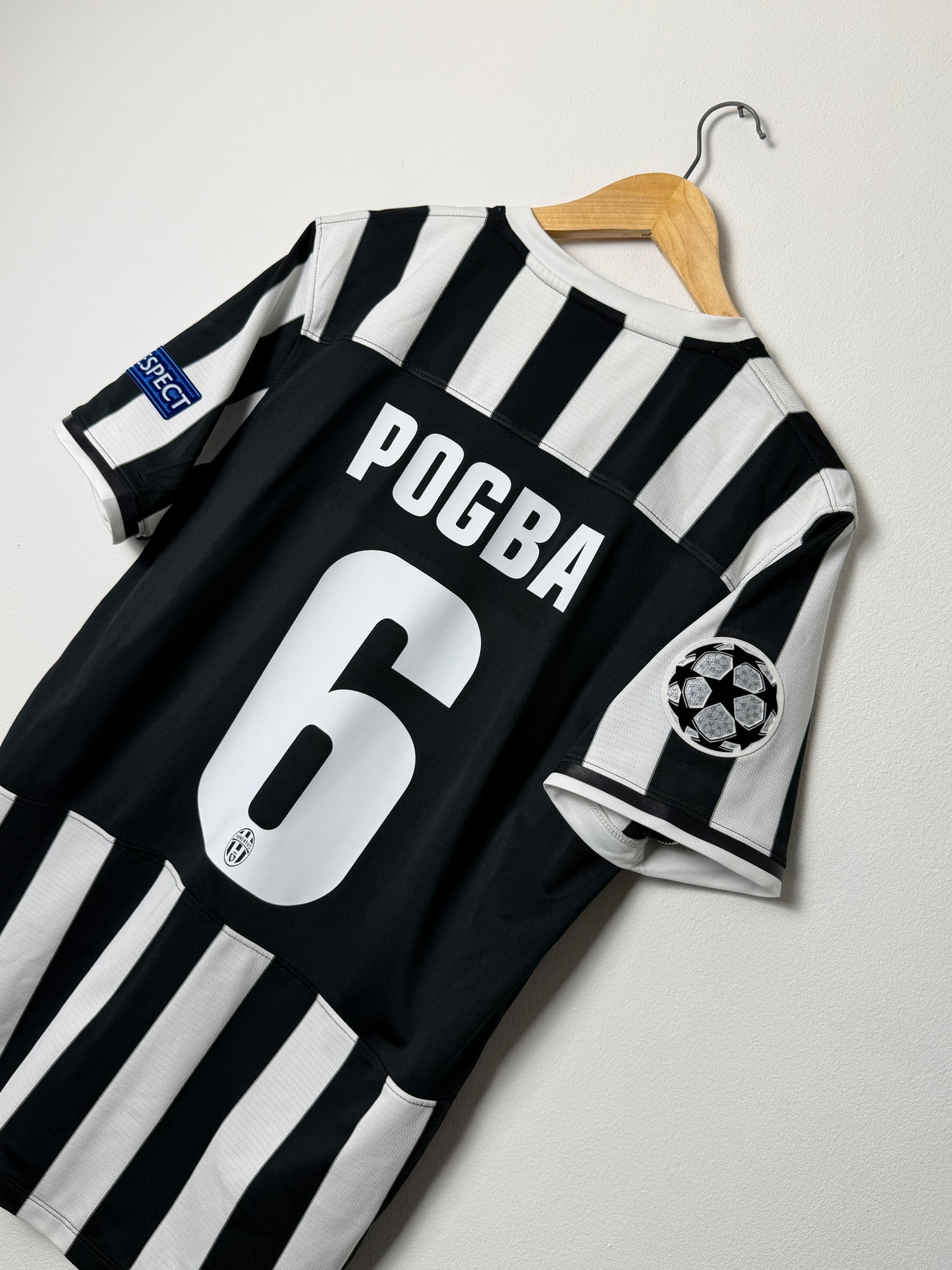 Paul Pogba Juventus FC 2013-14 home football shirt (L)