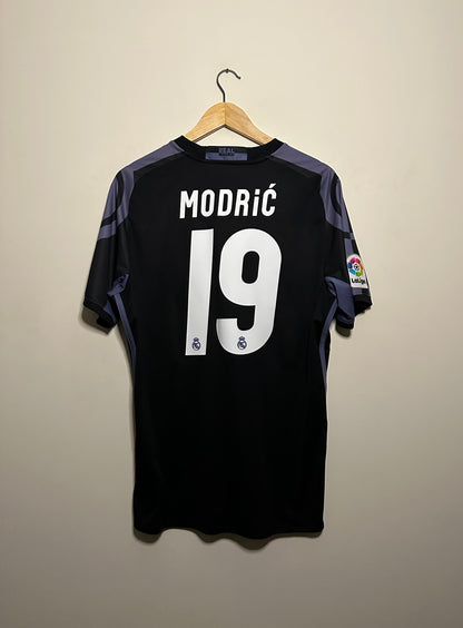 Luka Modric Real Madrid CF 2015-16 third football shirt (M)