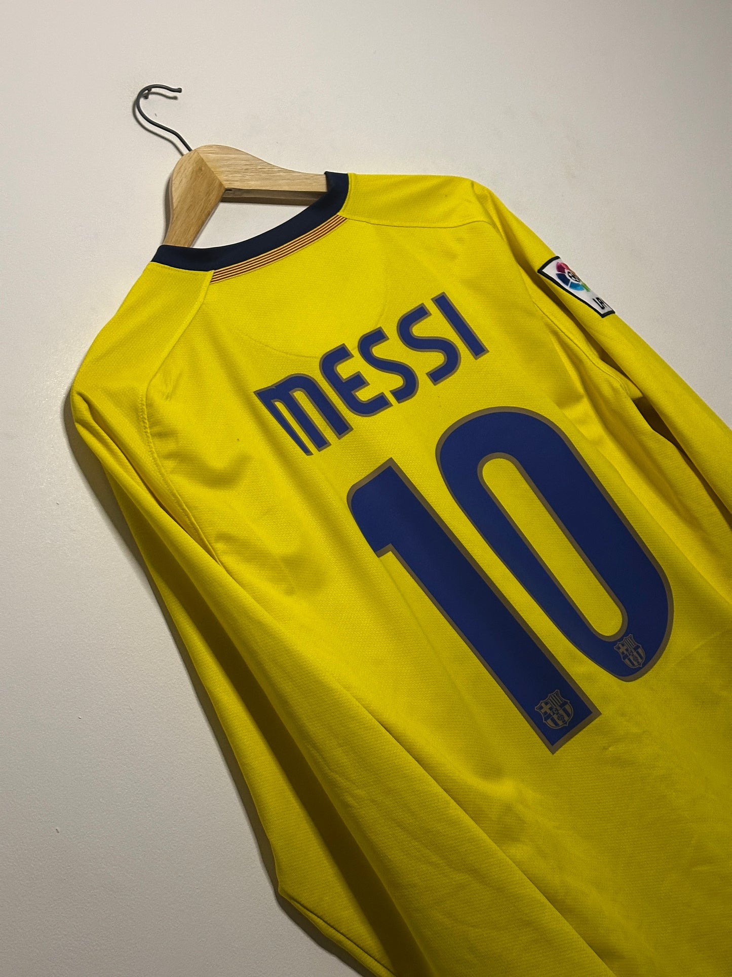 Lionel Messi FC Barcelona 2008-09 long sleeve away football shirt (M)