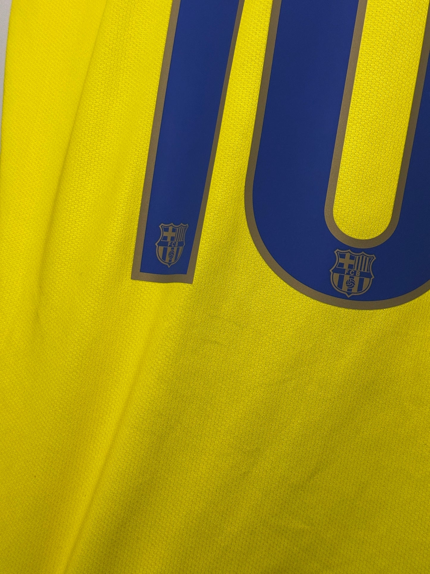 Lionel Messi FC Barcelona 2008-09 long sleeve away football shirt (M)